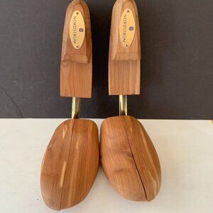 NORDSTROM WOODEN CEDAR SHOE TREE INSERTS -  ONE PAIR